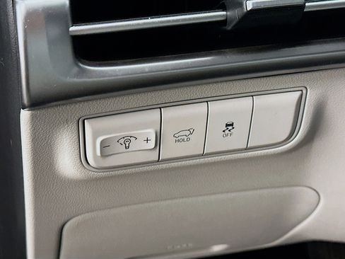 Used 2025 Hyundai Tucson SEL image 17