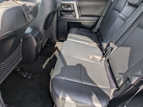 Used 2022 Toyota 4Runner Limited AWD/4WD image 34