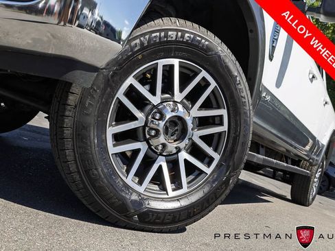 Used 2022 Ford F250 Lariat w/ Lariat Value Package AWD/4WD image 13