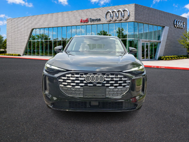 Certified 2025 Audi Q5 Premium w/ Convenience Package AWD/4WD image 2