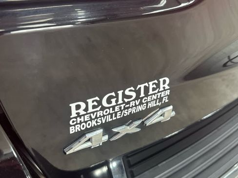Used 2017 Jeep Grand Cherokee Overland AWD/4WD image 11