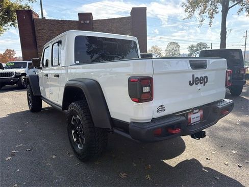 New 2026 Jeep Gladiator Rubicon w/ Steel Bumper Group image 7
