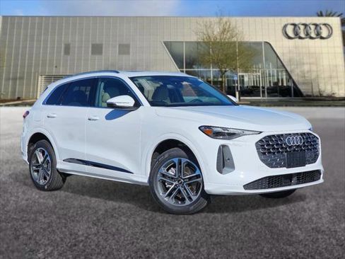 New 2025 Audi Q5 Premium image 1