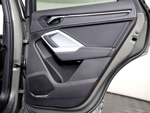 Used 2022 Audi Q3 2.0T Premium Plus w/ Premium Plus Package image 36