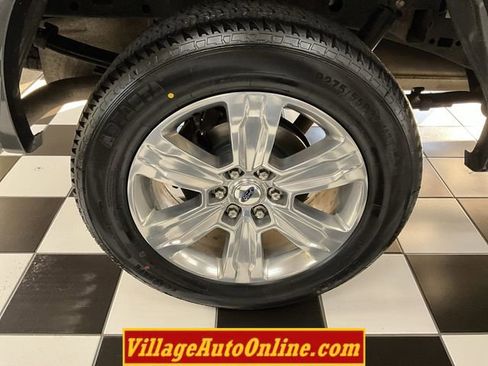 Used 2019 Ford F150 Platinum image 35