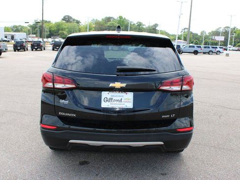 Used 2024 Chevrolet Equinox LT w/ LPO, Floor Liner Package AWD/4WD image 17