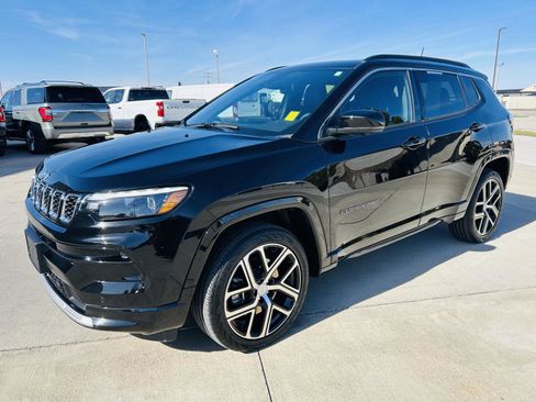 Used 2024 Jeep Compass Limited w/ Elite Group image 38