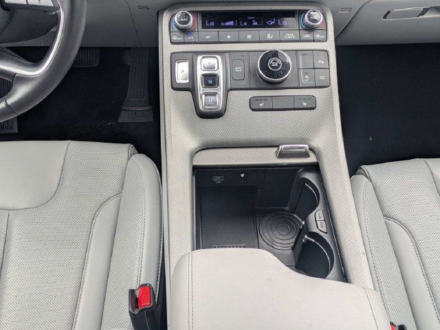 Used 2025 Hyundai Palisade SEL FWD image 17