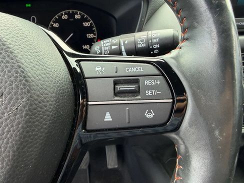 Used 2024 Honda HR-V Sport image 10