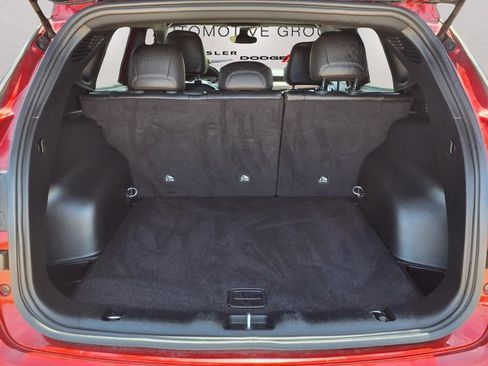 Used 2025 Jeep Compass Trailhawk AWD/4WD image 21