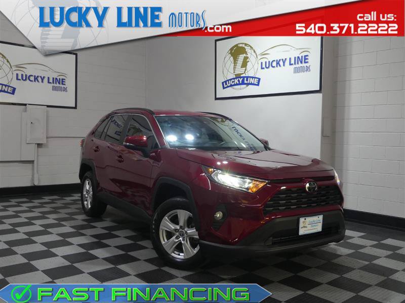 Used 2021 Toyota RAV4 XLE AWD/4WD image 1