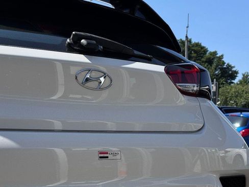 Used 2021 Hyundai Veloster N image 7