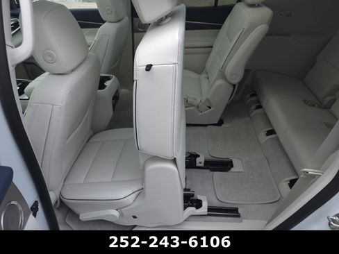 Used 2026 Buick Enclave Avenir w/ Super Cruise Package FWD image 36