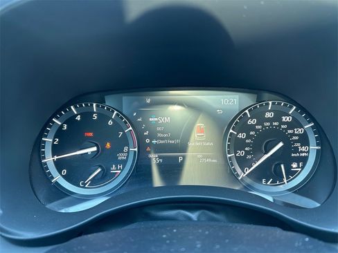 Used 2021 Toyota Highlander XLE image 19