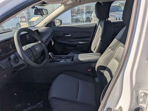 New 2026 Nissan Sentra SV w/ Floor Mat Package FWD image 15
