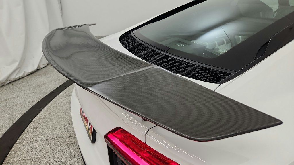 Used 2018 Audi R8 V10 RWD image 38
