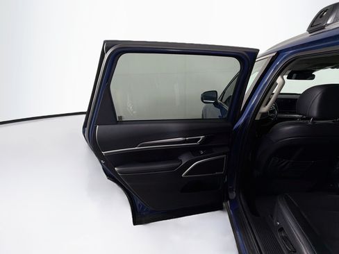 Used 2025 Kia Telluride S AWD/4WD image 27