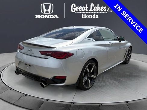Used 2018 INFINITI Q60 Red Sport 400 w/ Sensory Package 3.0T Sport AWD/4WD image 6