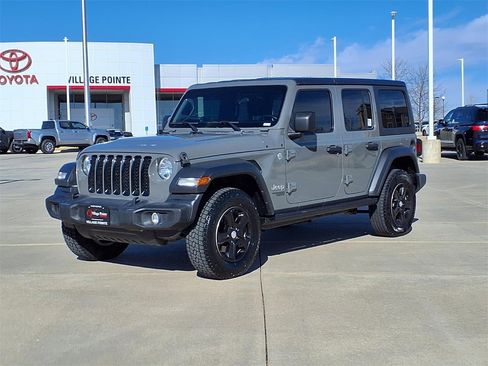 Used 2019 Jeep Wrangler Unlimited Sport S image 1