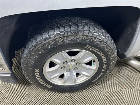Used 2018 Chevrolet Silverado 1500 LT w/ All Star Edition image 11