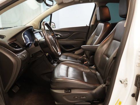 Used 2019 Buick Encore Essence AWD/4WD image 6