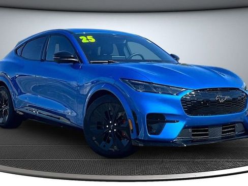 Used 2025 Ford Mustang Mach-E GT image 3