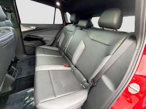 Used 2023 Volkswagen ID.4 Pro S image 21