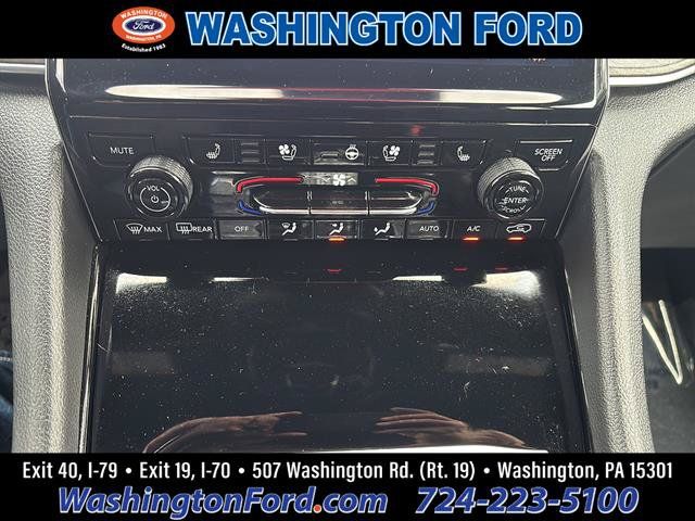 Used 2023 Jeep Grand Cherokee L Overland AWD/4WD image 24