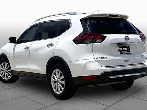 Used 2020 Nissan Rogue S w/ Special Edition Package FWD image 12