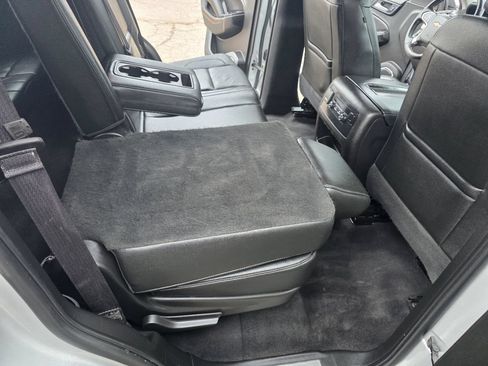 Used 2019 Chevrolet Tahoe LT RWD image 39