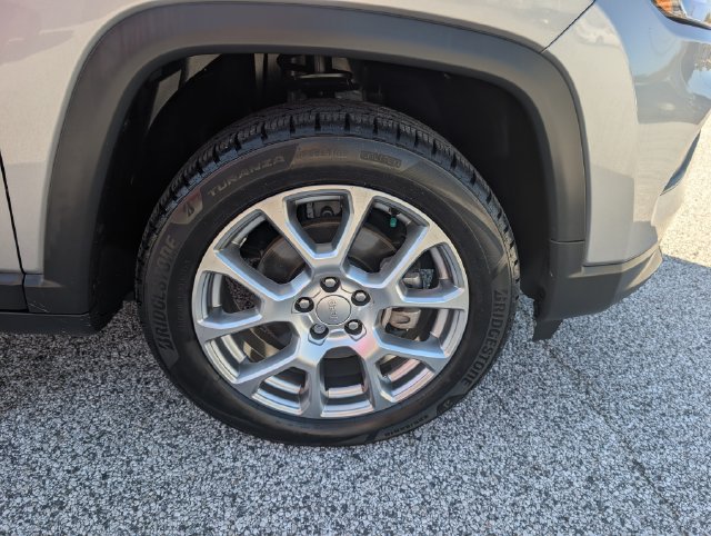Used 2022 Jeep Compass Latitude AWD/4WD image 9