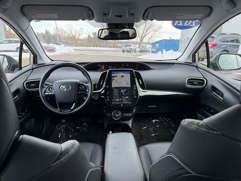 Used 2021 Toyota Prius Prime Limited image 2