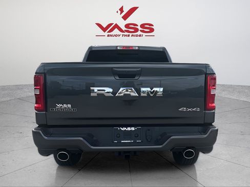New 2026 RAM 1500 Big Horn AWD/4WD image 4