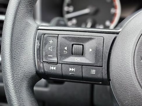 Certified 2024 Nissan Rogue SV image 17