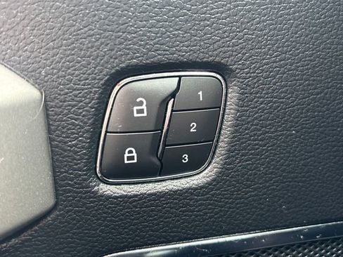 Used 2019 Ford F150 Lariat w/ Equipment Group 501A Mid image 45