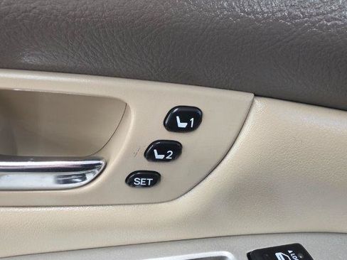 Used 2005 Lexus RX 330 AWD image 35
