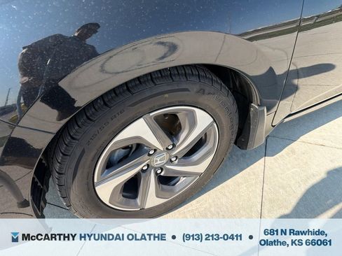 Used 2019 Honda Insight EX image 18