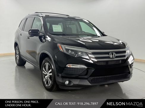Used 2017 Honda Pilot EX-L image 4