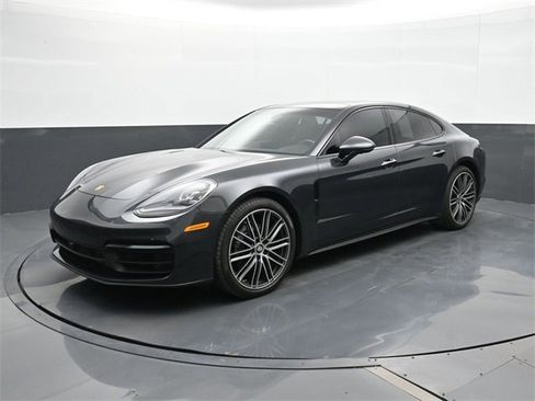 Used 2021 Porsche Panamera 4 image 1