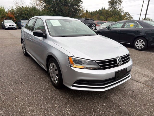 Used 2015 Volkswagen Jetta S FWD image 1