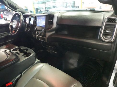 Used 2022 RAM 3500 Tradesman w/ Chrome Appearance Group AWD/4WD image 31