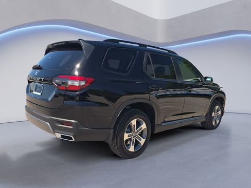 New 2026 Honda Pilot EX-L image 5