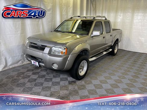 Used 2001 Nissan Frontier SE image 1