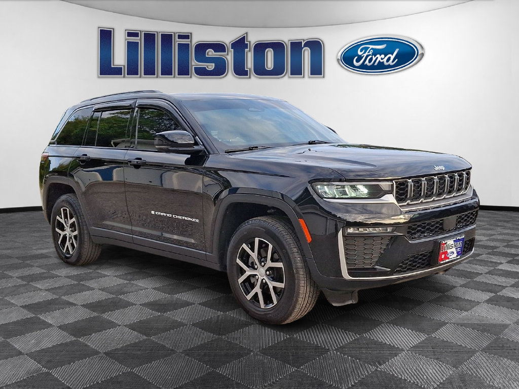 Used 2026 Jeep Grand Cherokee Limited AWD/4WD image 3