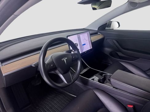 Used 2018 Tesla Model 3 Long Range image 7