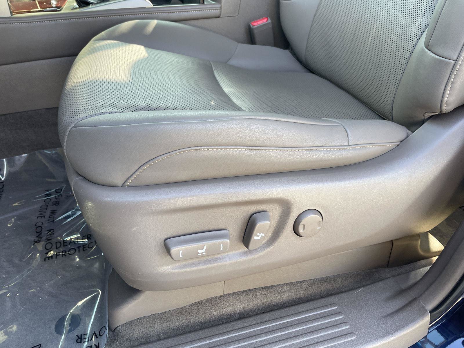 Used 2019 Lexus GX 460 Premium AWD/4WD image 4