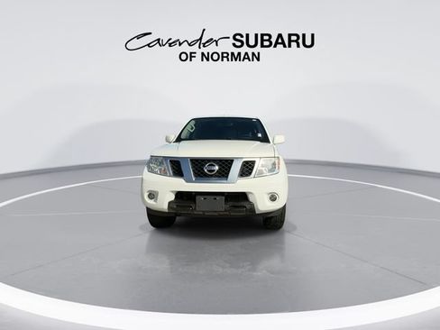 Used 2018 Nissan Frontier PRO-4X AWD/4WD image 4