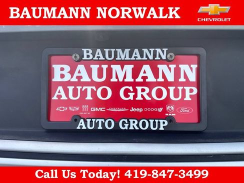 Used 2023 Buick Encore GX Preferred w/ Cold Weather Comfort Package FWD image 10