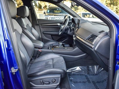 Used 2022 Audi SQ5 Premium Plus w/ Premium Plus Package image 16