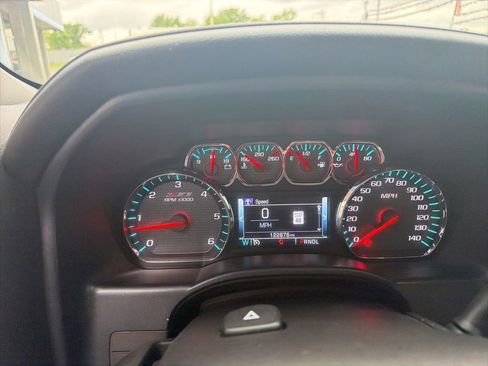 Used 2018 Chevrolet Silverado 1500 LTZ Z71 w/ Redline Edition AWD/4WD image 14